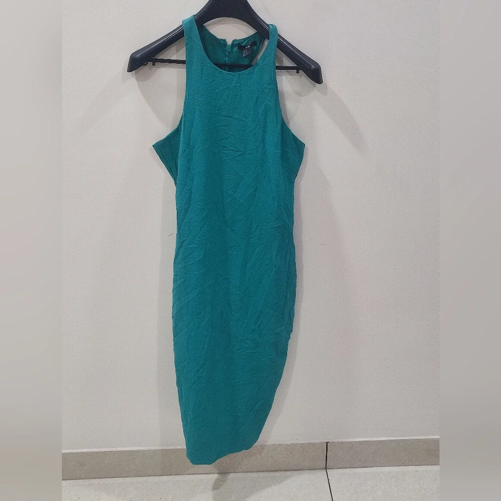 H&M dress - Picture 2 of 5